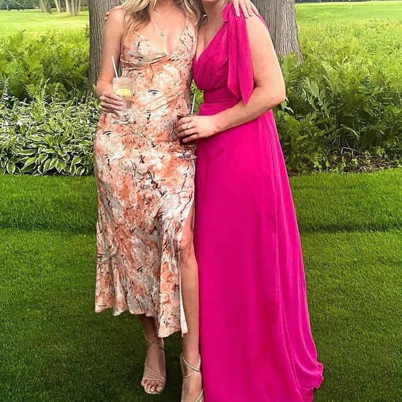 Hello Molly No Yesterday Maxi Dress - Orange! Stunning and super flattering! - Picture 4 of 4